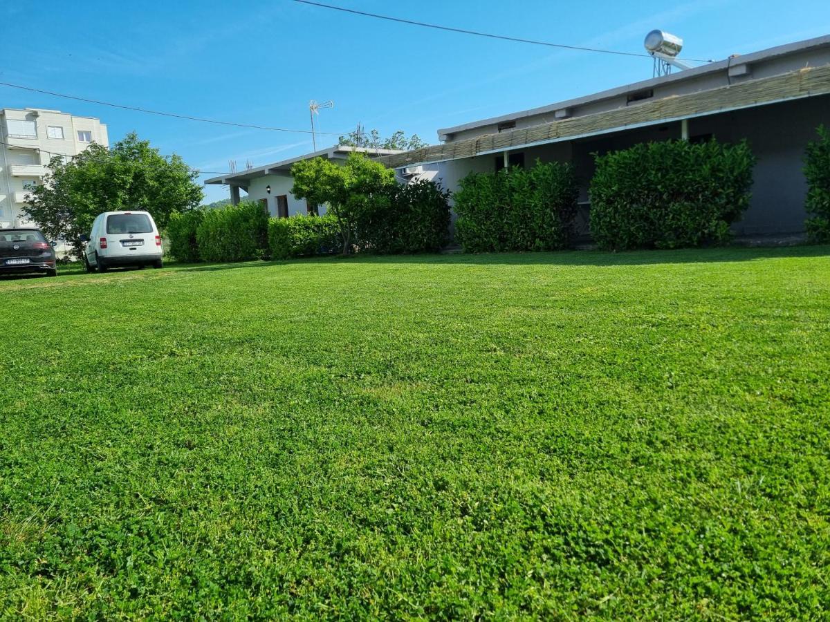 Holiday Home Plazhi San Pietro Bagian luar foto