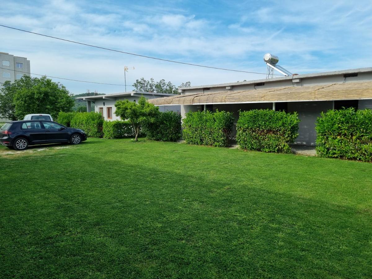 Holiday Home Plazhi San Pietro Bagian luar foto